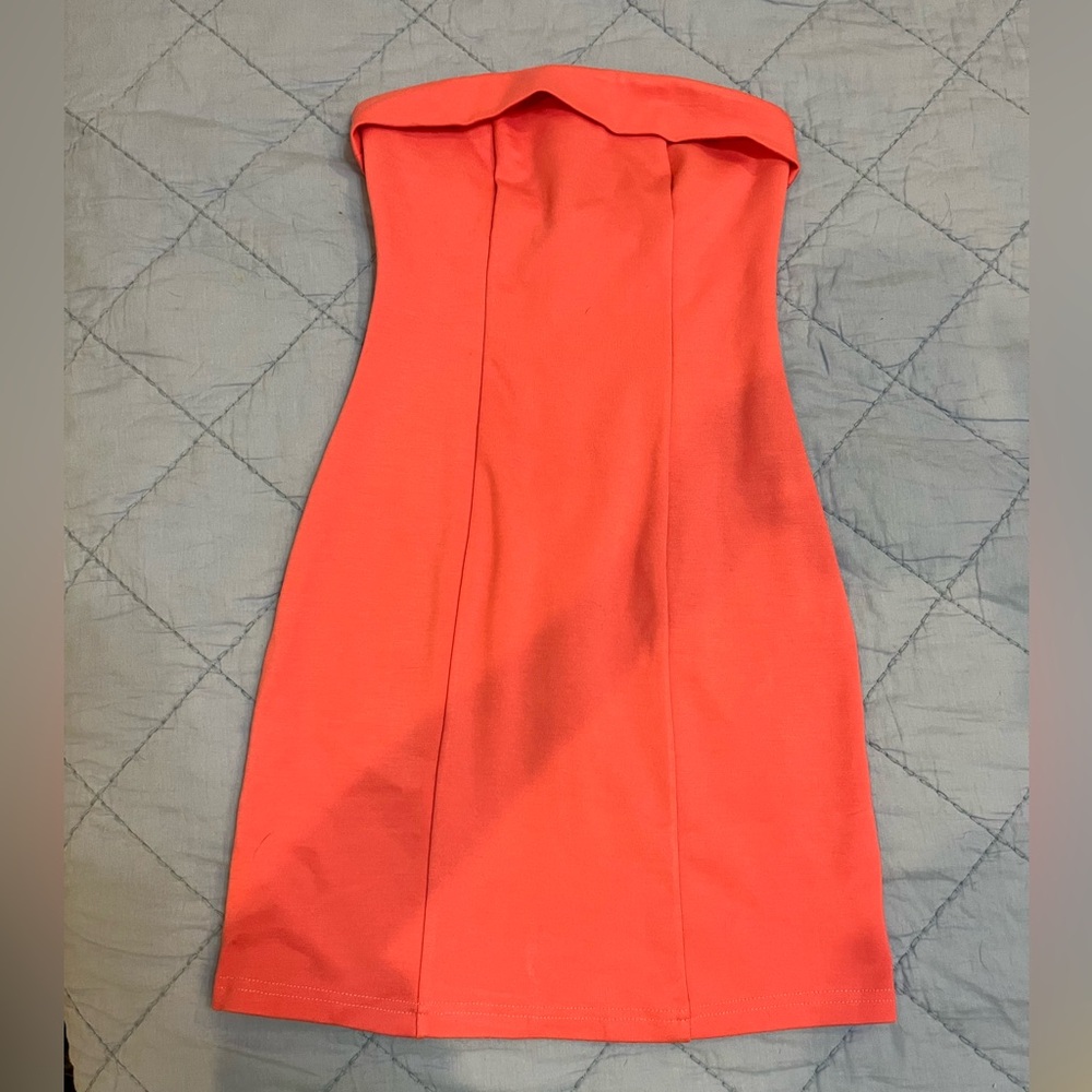USA size 0 Beginning Boutique hot pink strapless mini dress